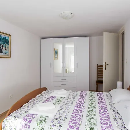 Nadalina- One Bedroom With Terrace A3 Appartement